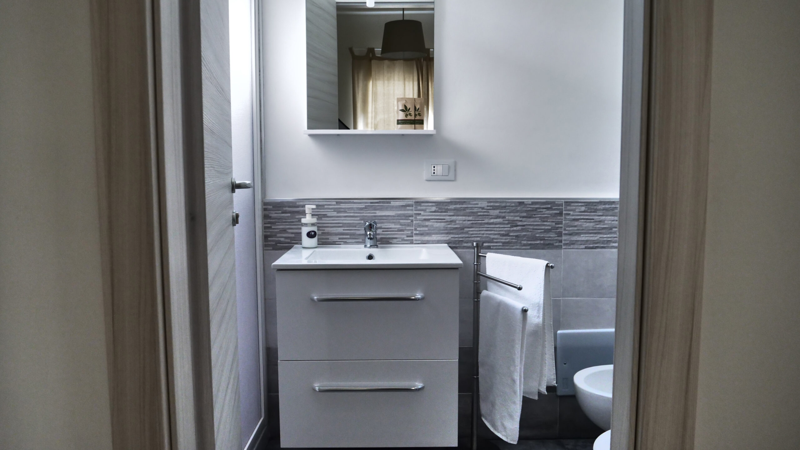 Camera Menta: il bagno